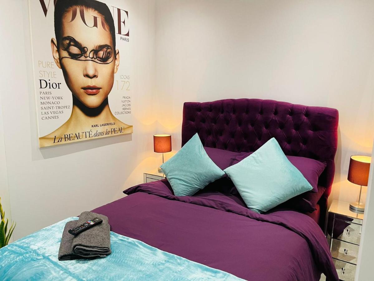 Salt Hill Windsor Legoland Eton Heathrow Luxury 2 Bed 1 Bath Free Parking Lägenhet Slough Exteriör bild